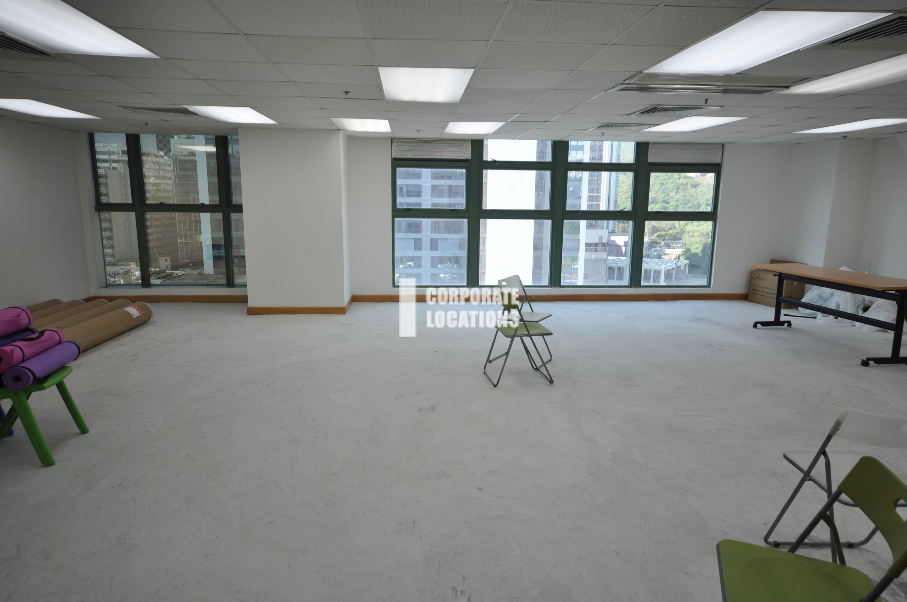 Typical Interior Commercial space in Grand City Plaza - Kwai Chung / Tsuen Wan