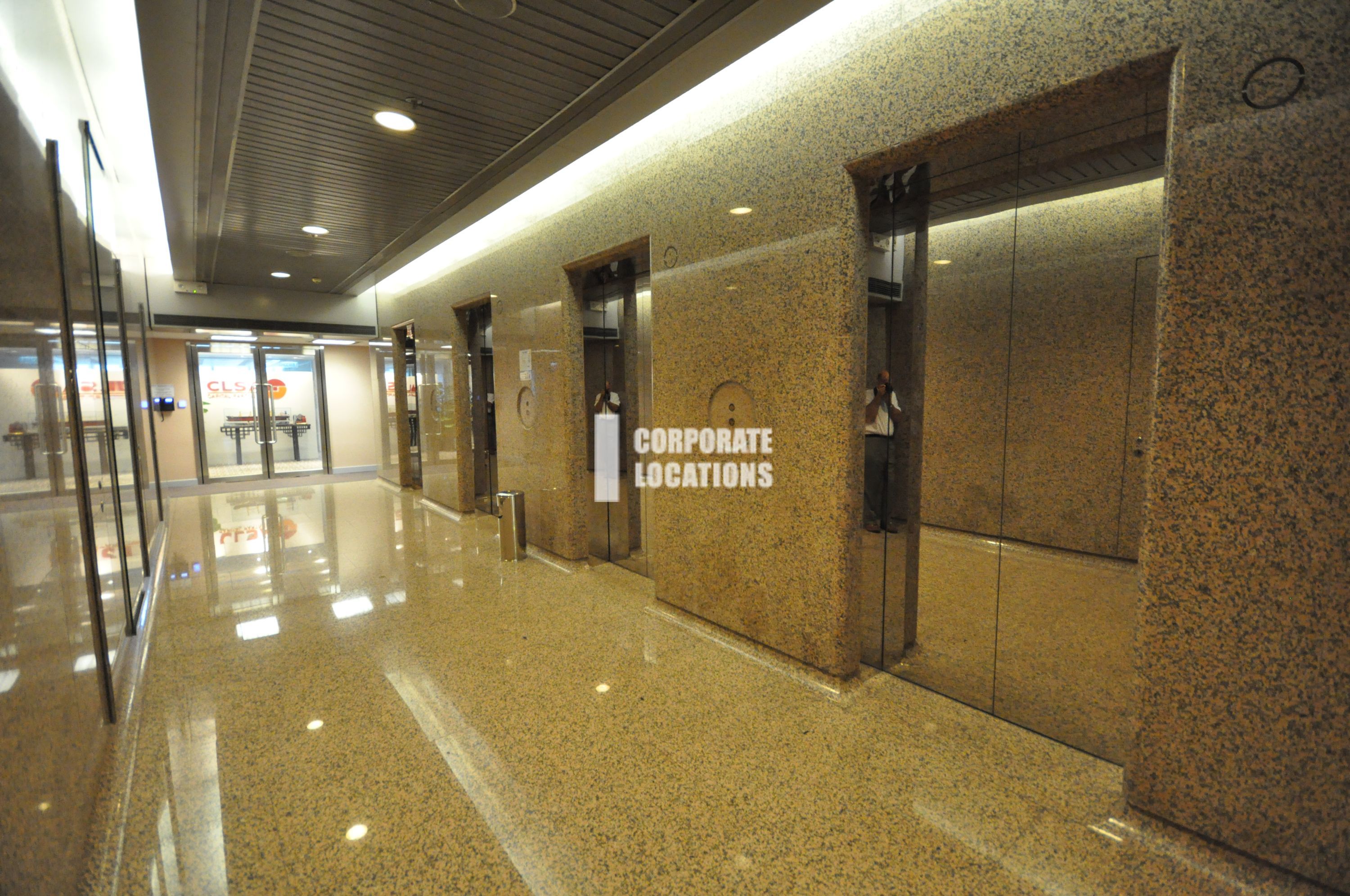 Lease offices in Lippo Centre, Tower 2 - Admiralty