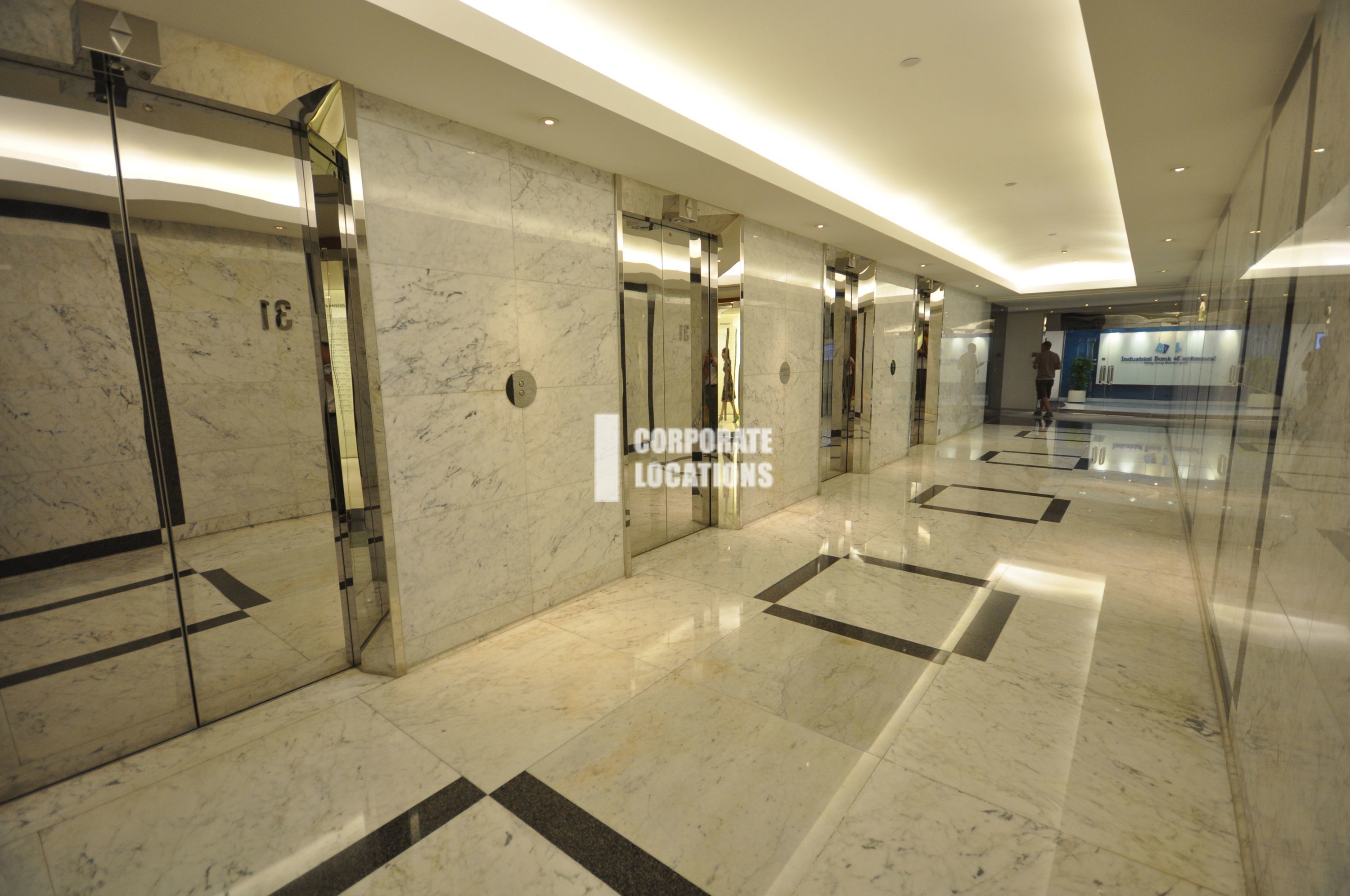 Lease offices in Two Pacific Place - Admiralty