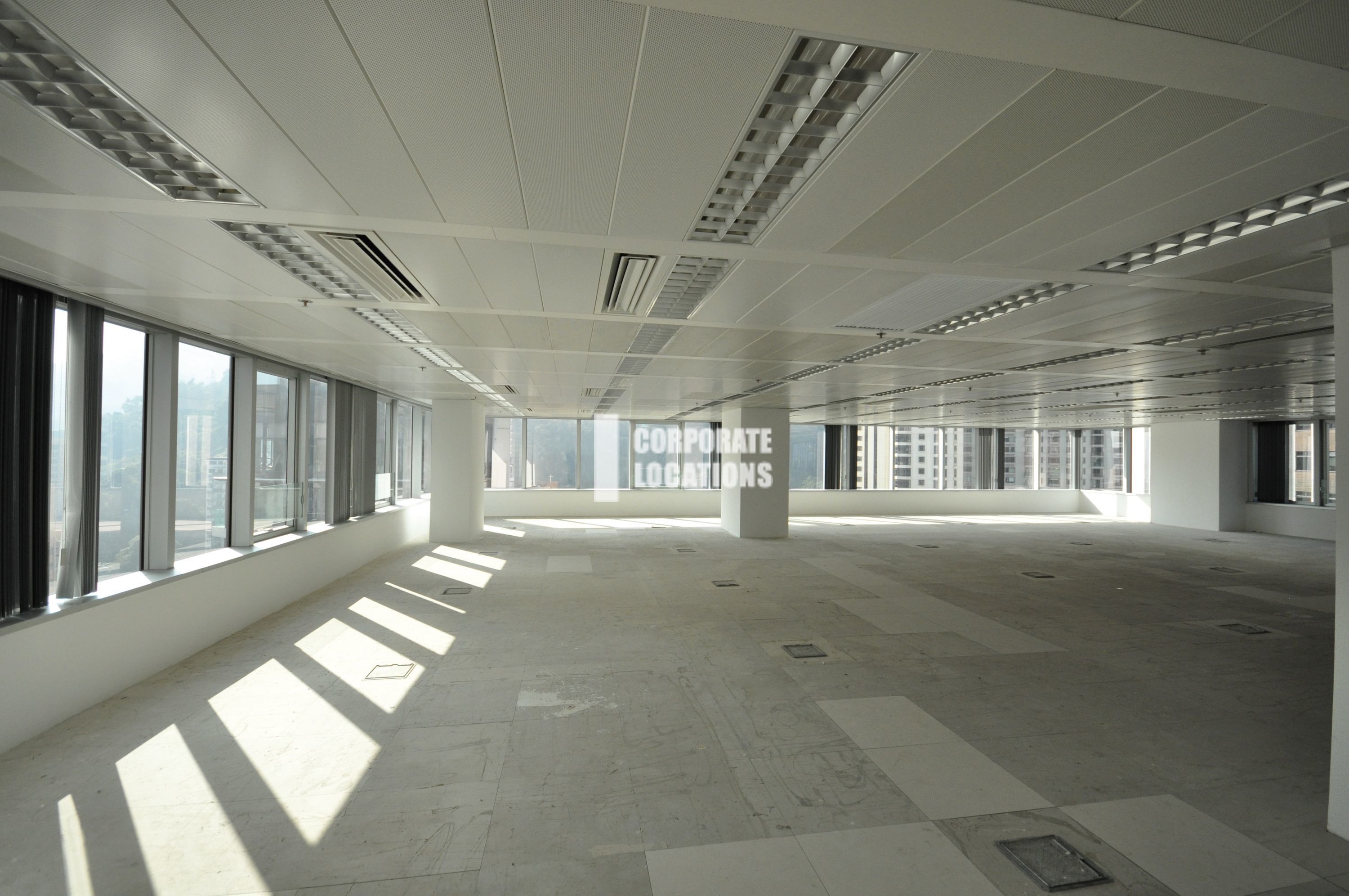 Commercial space in Dah Sing Financial Centre - Wan Chai
