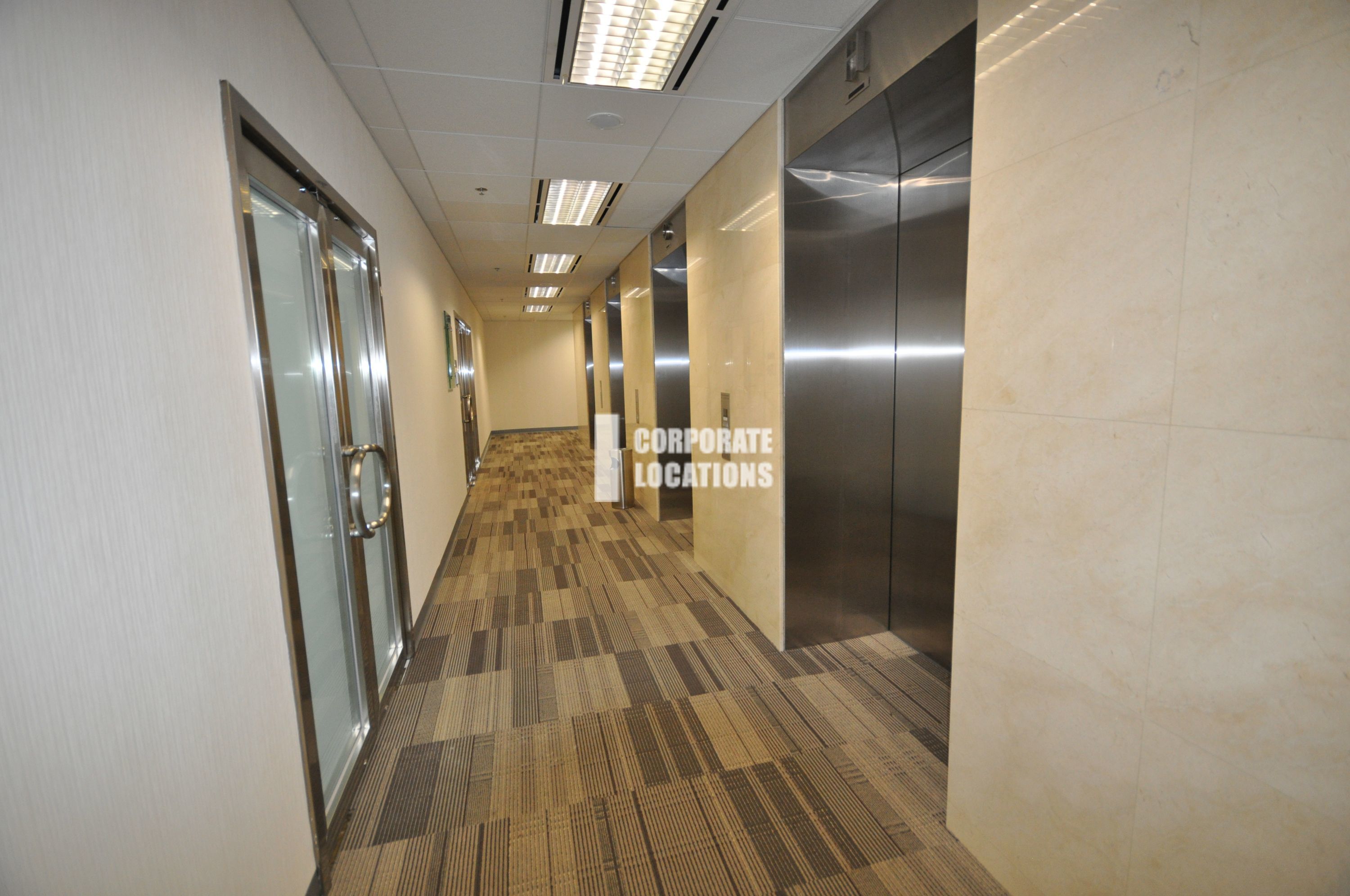 Lease offices in 1063 King's Road - Quarry Bay / Island East