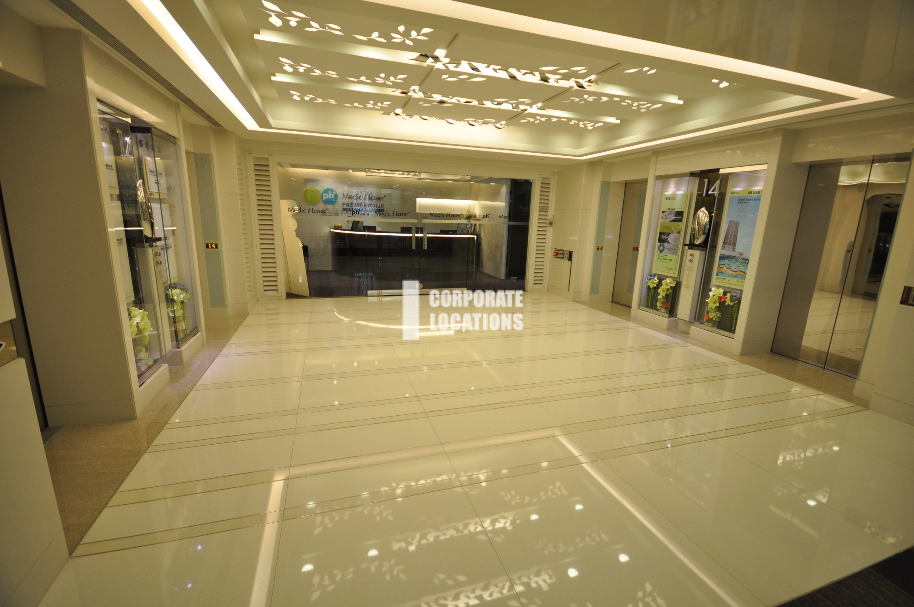 Lease offices in World Trade Centre - Causeway Bay