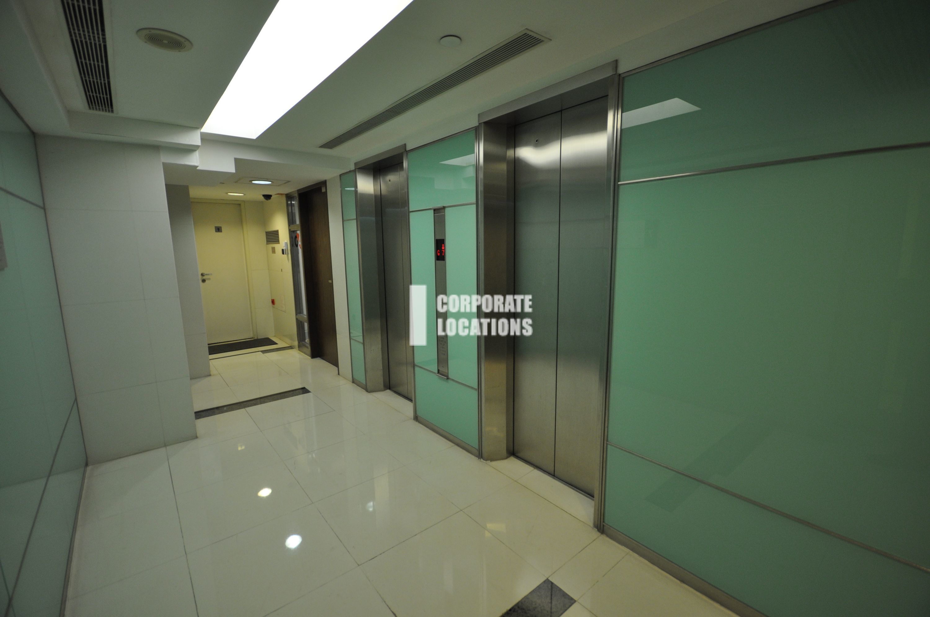 Lease offices in Beautiful Group Tower - Central