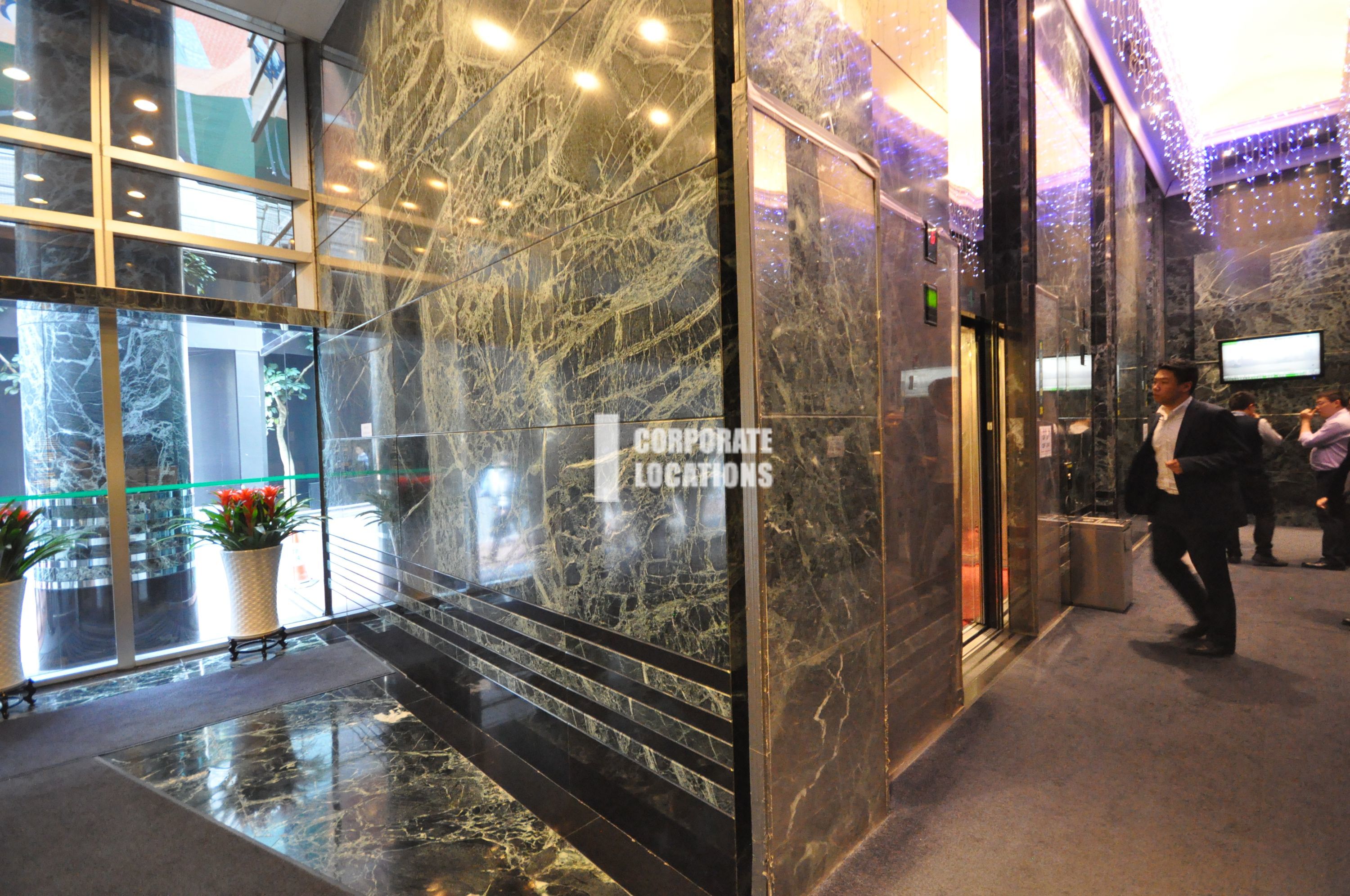 Lease offices in China Taiping Tower - Causeway Bay
