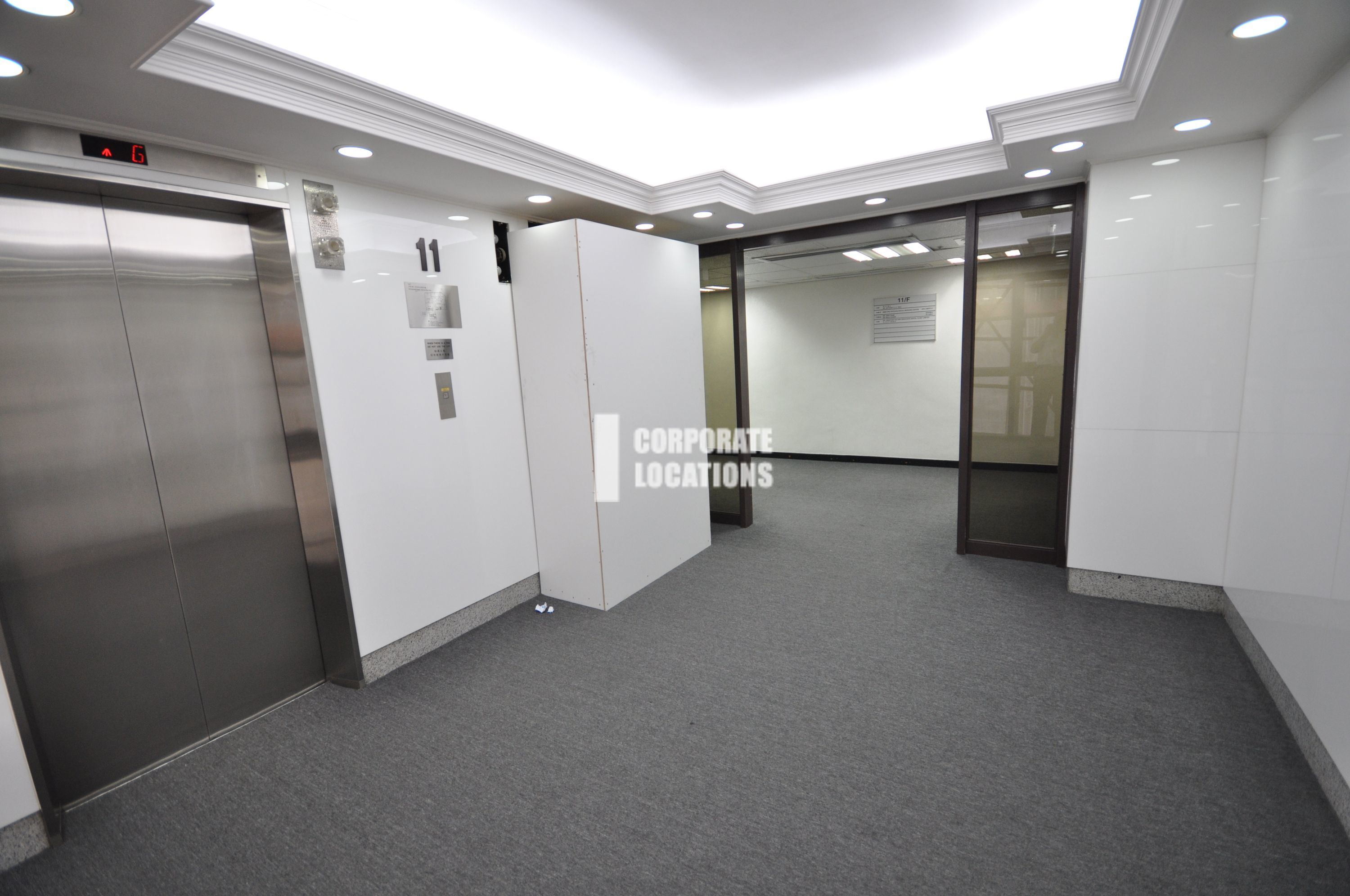 Lease offices in Asia Standard Tower - Central
