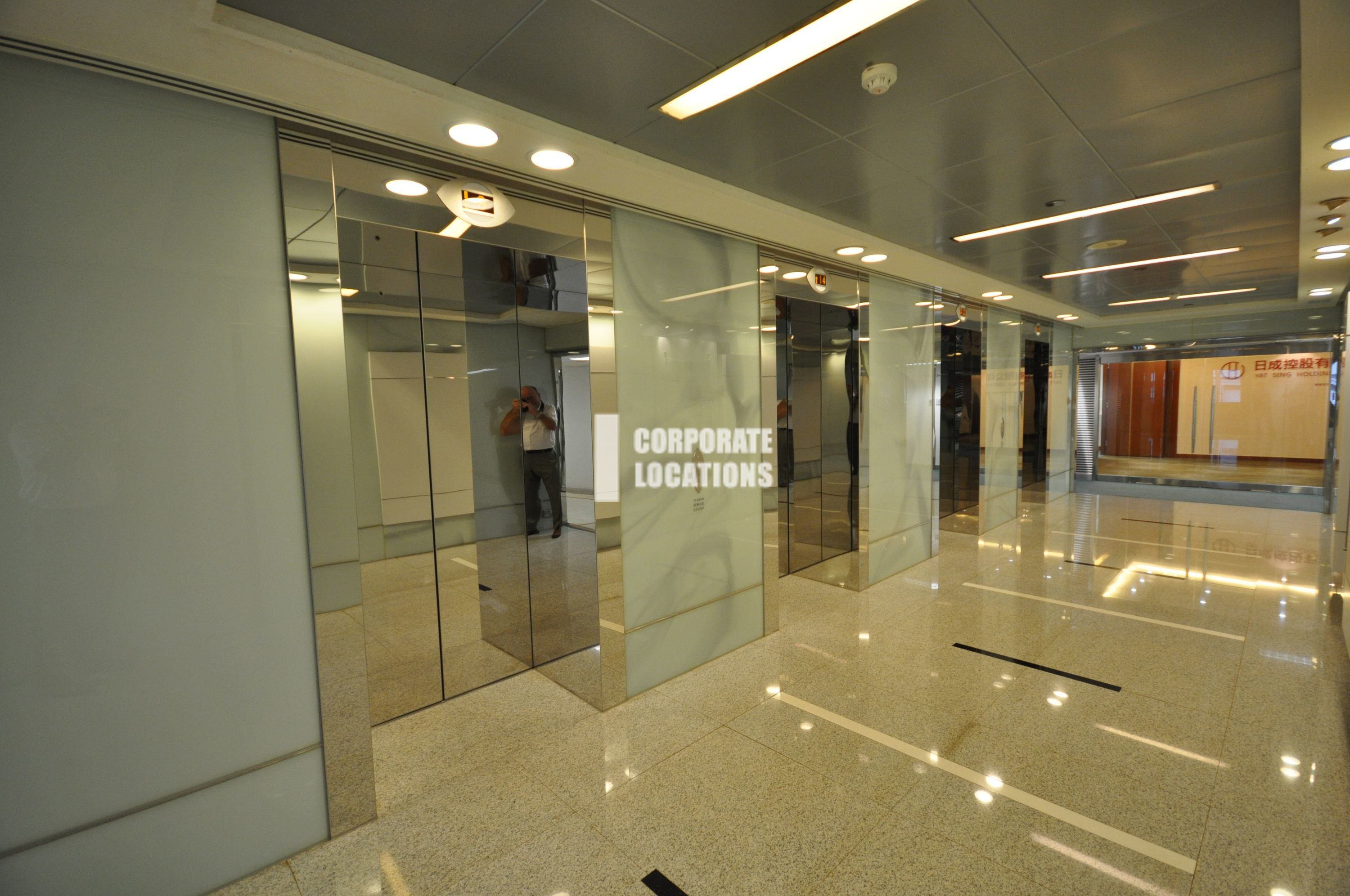 Lease offices in China Resources Building - Wan Chai
