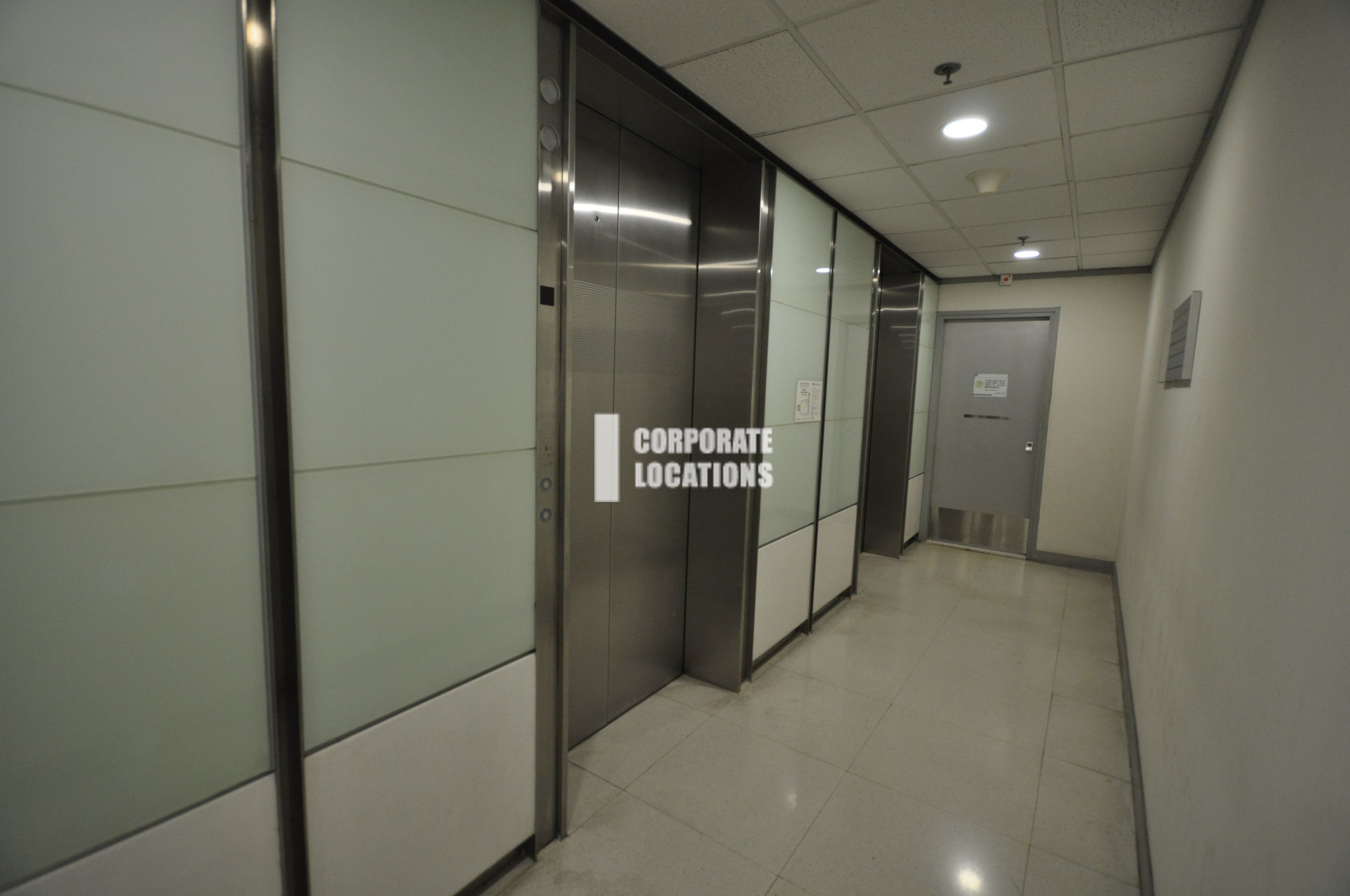 Commercial space in China Online Centre - Wan Chai