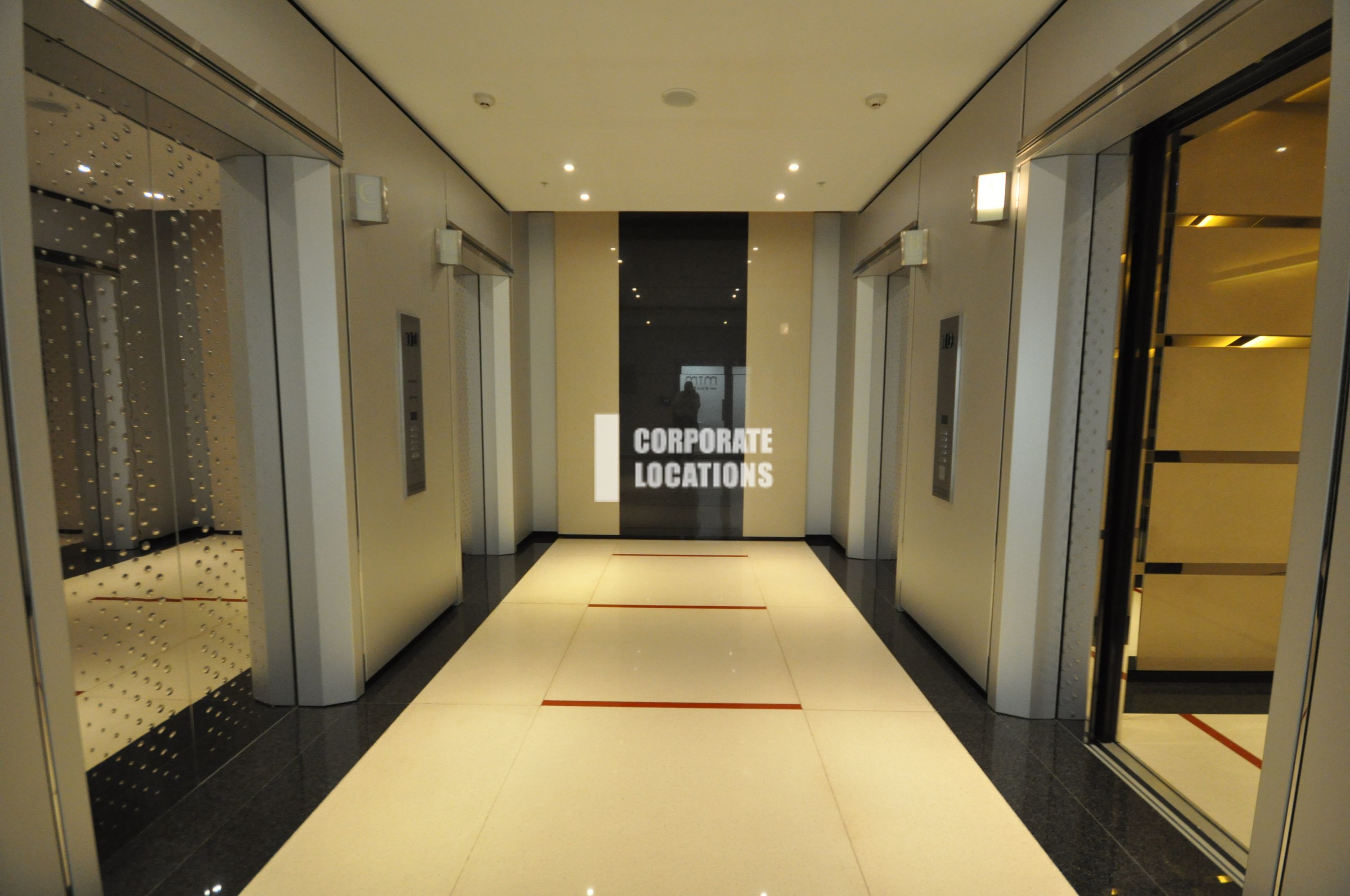 Lease offices in Cambridge House, Taikoo Place - Quarry Bay / Island East