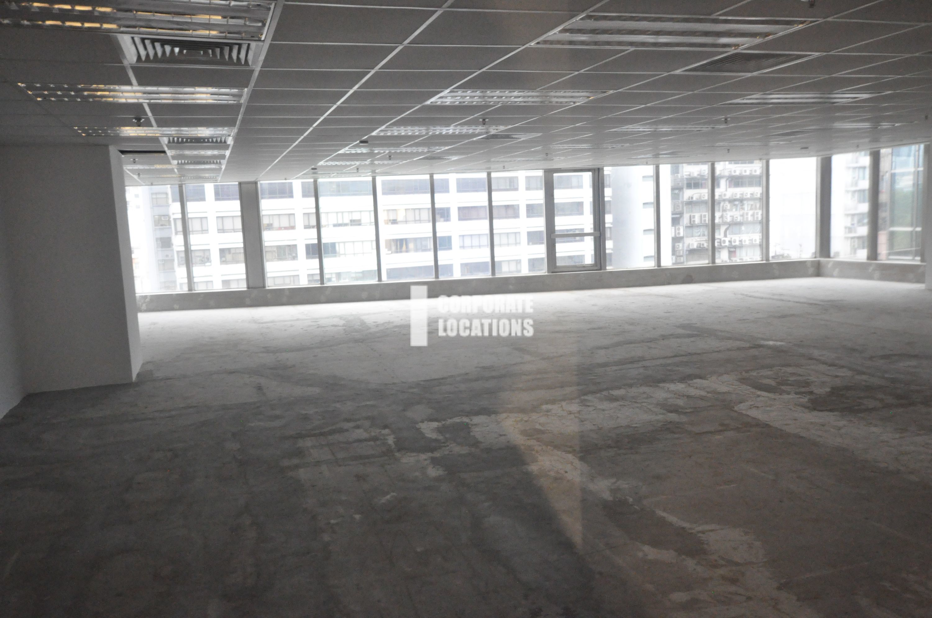 Typical Interior Commercial space in Silvercord Tower 1 - Tsim Sha Tsui / Jordan