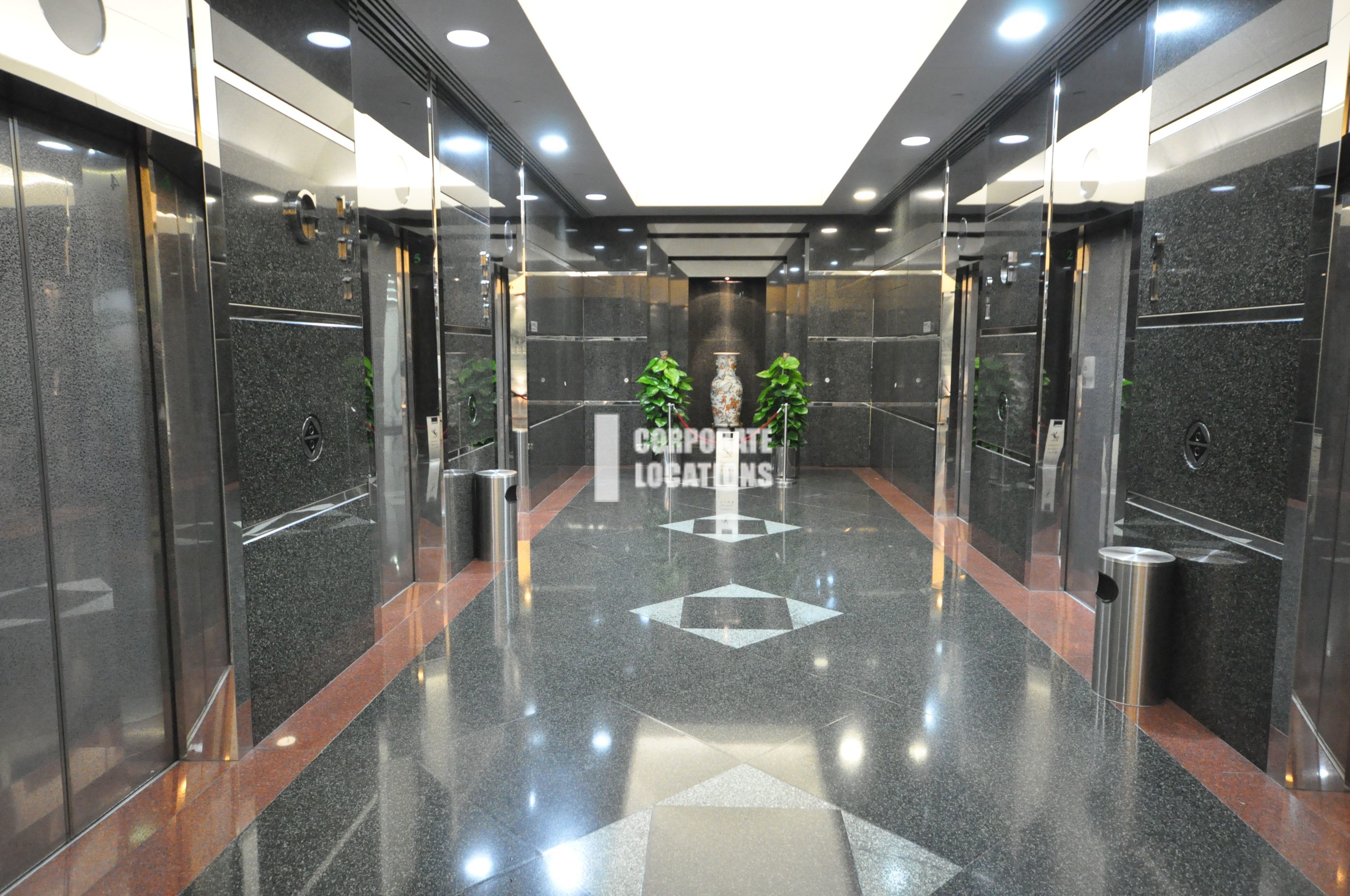 Lease offices in New East Ocean Centre - Tsim Sha Tsui / Jordan