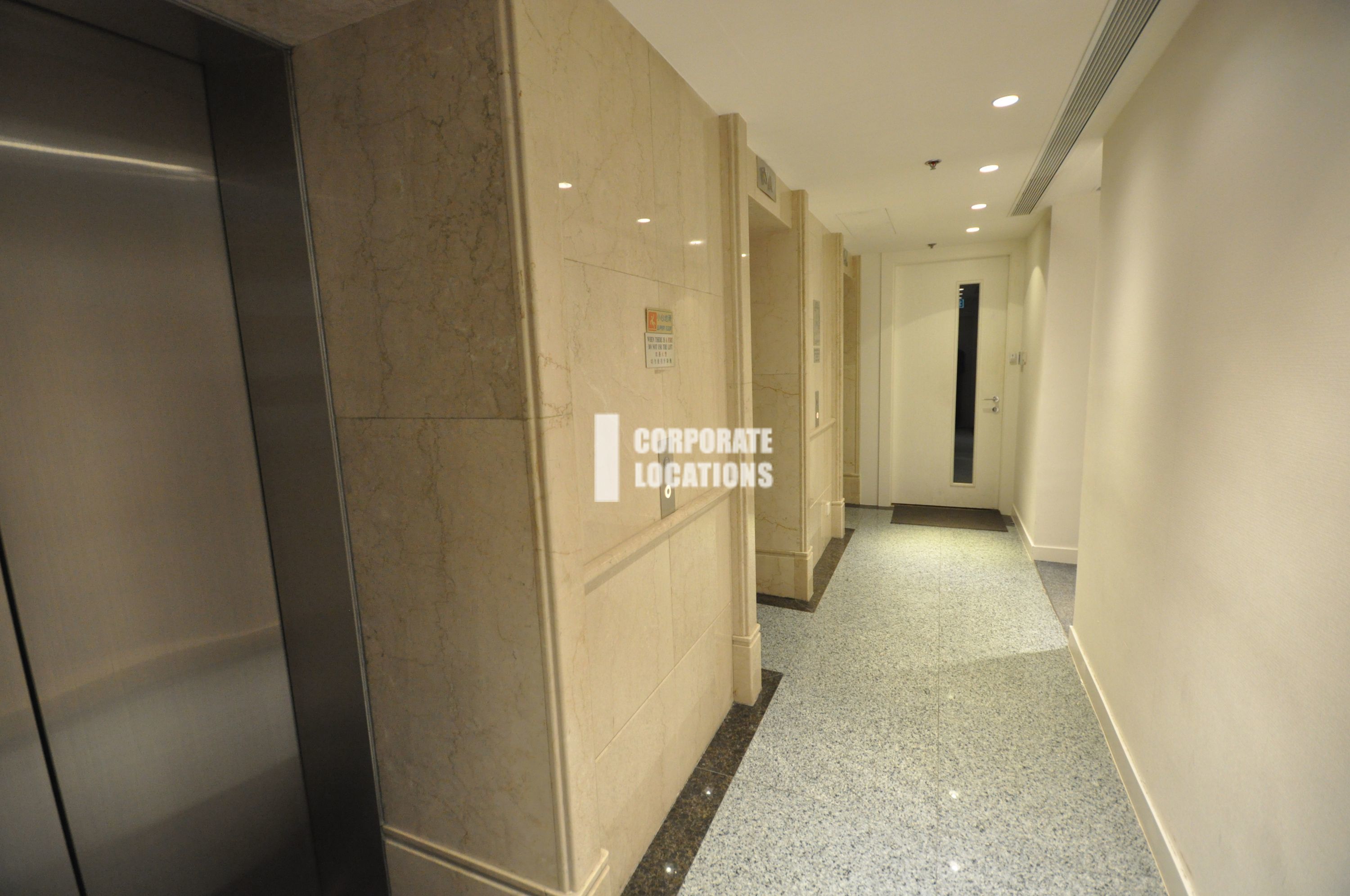 Lease offices in Tesbury Centre - Wan Chai
