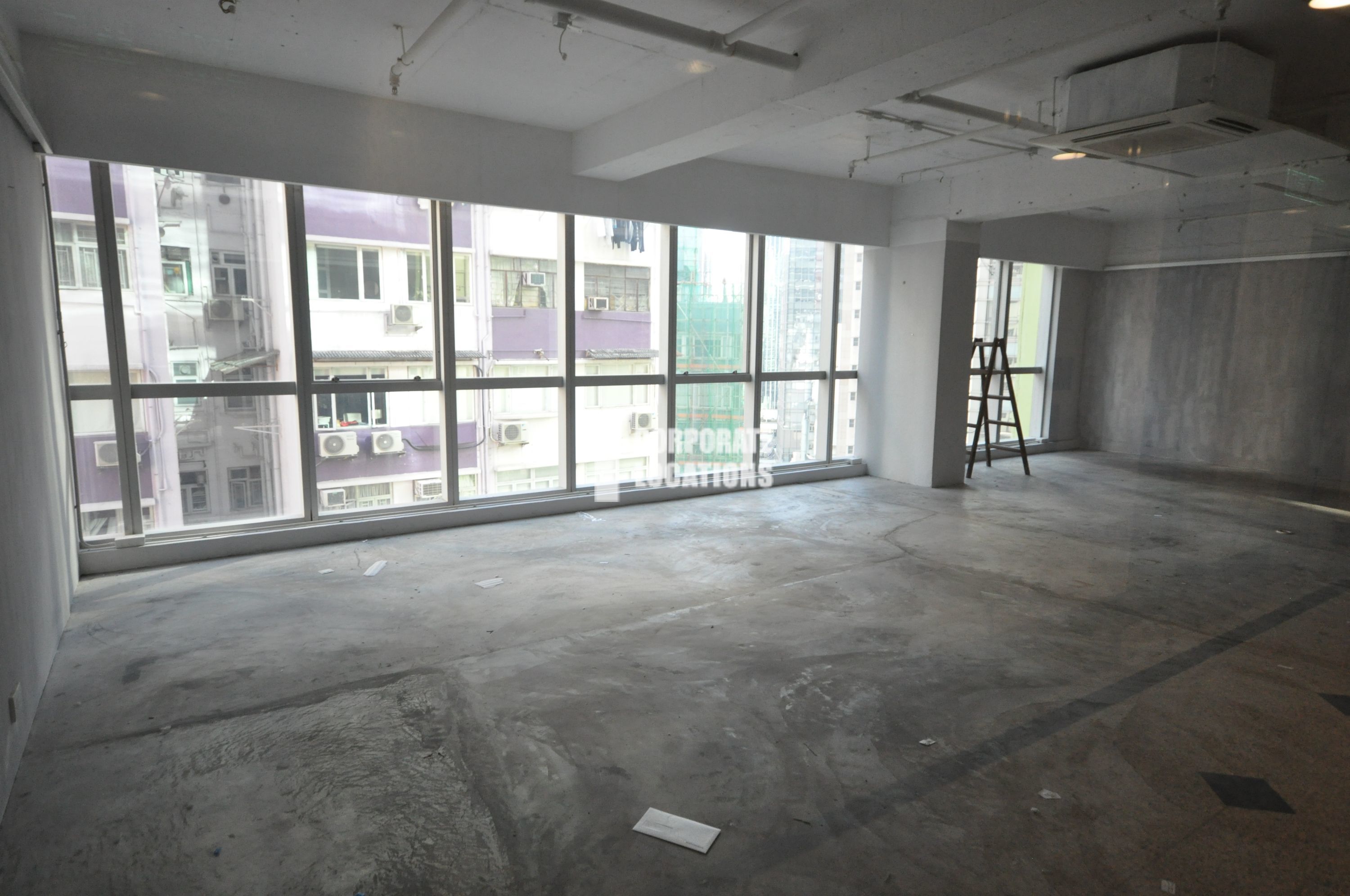 Typical Interior Commercial space in 46 Lyndhurst Terrace - Central
