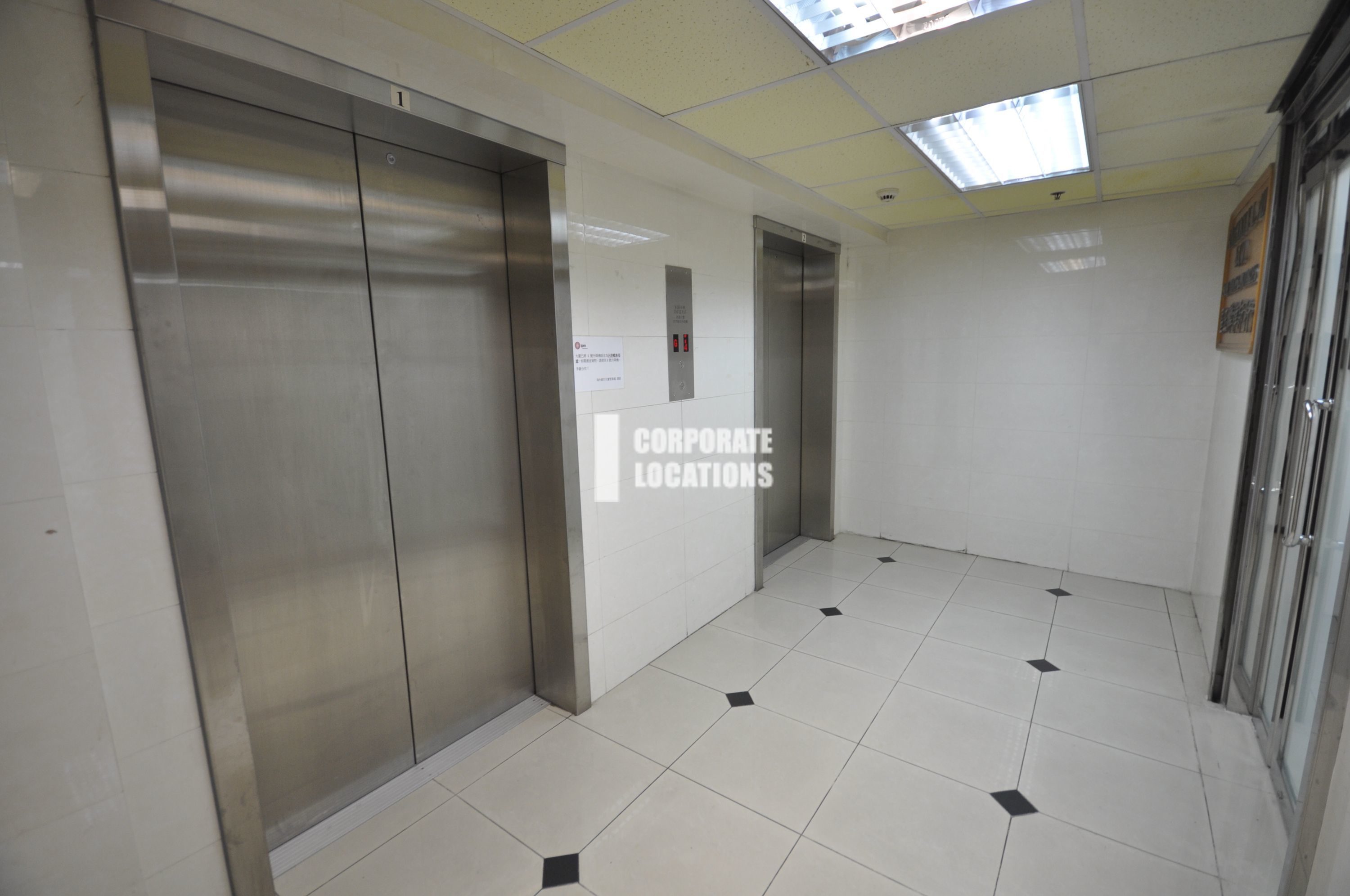 Lease offices in O.T.B. Building - Sheung Wan / Western District