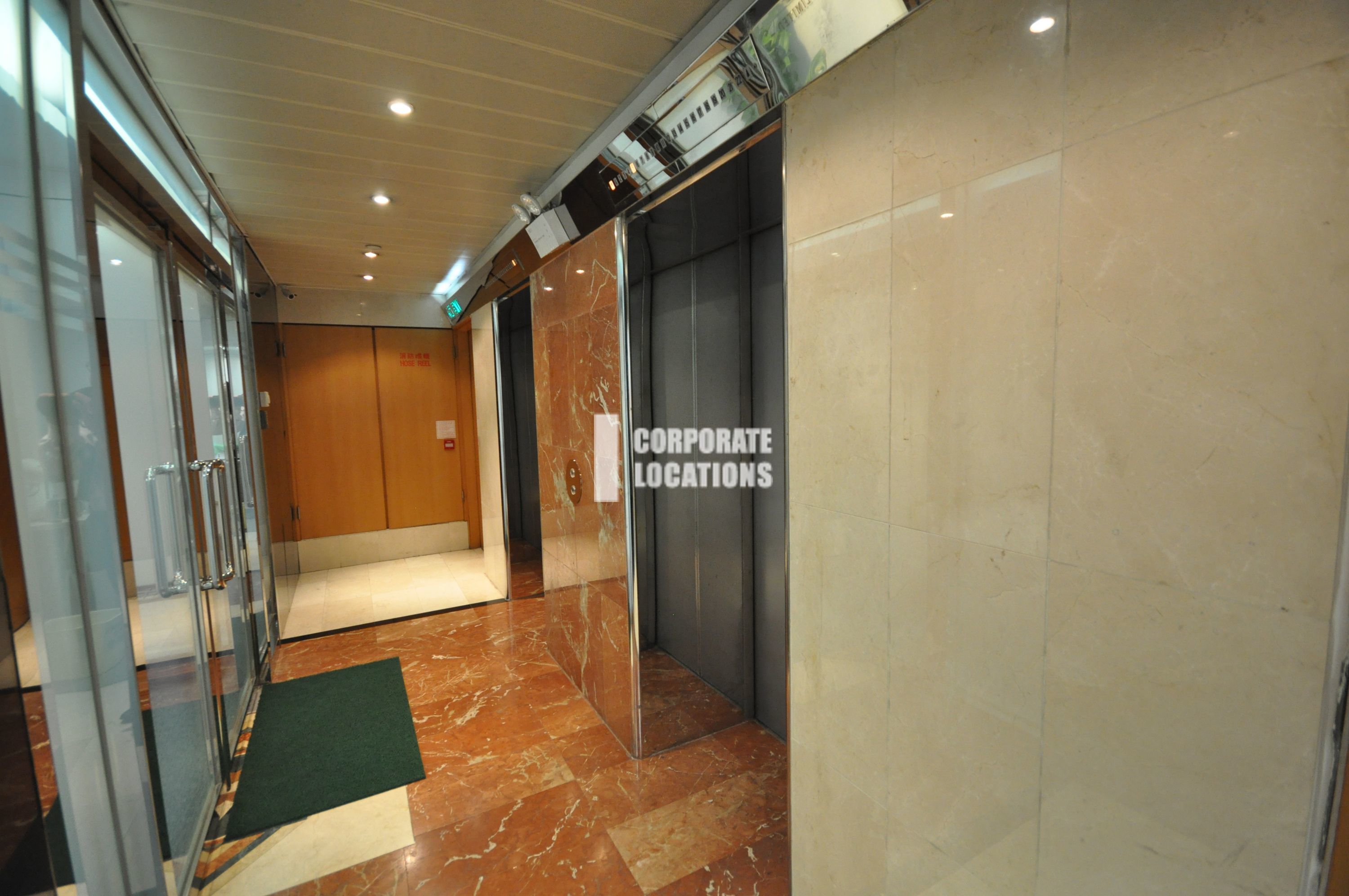 Lease offices in Pico Tower - Wan Chai