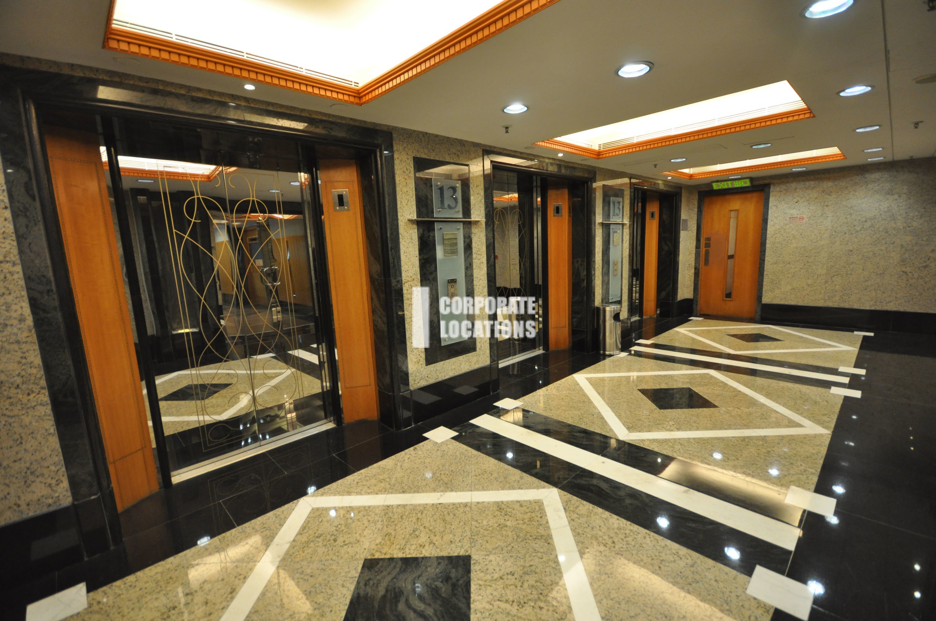 Lease offices in Grand City Plaza - Kwai Chung / Tsuen Wan