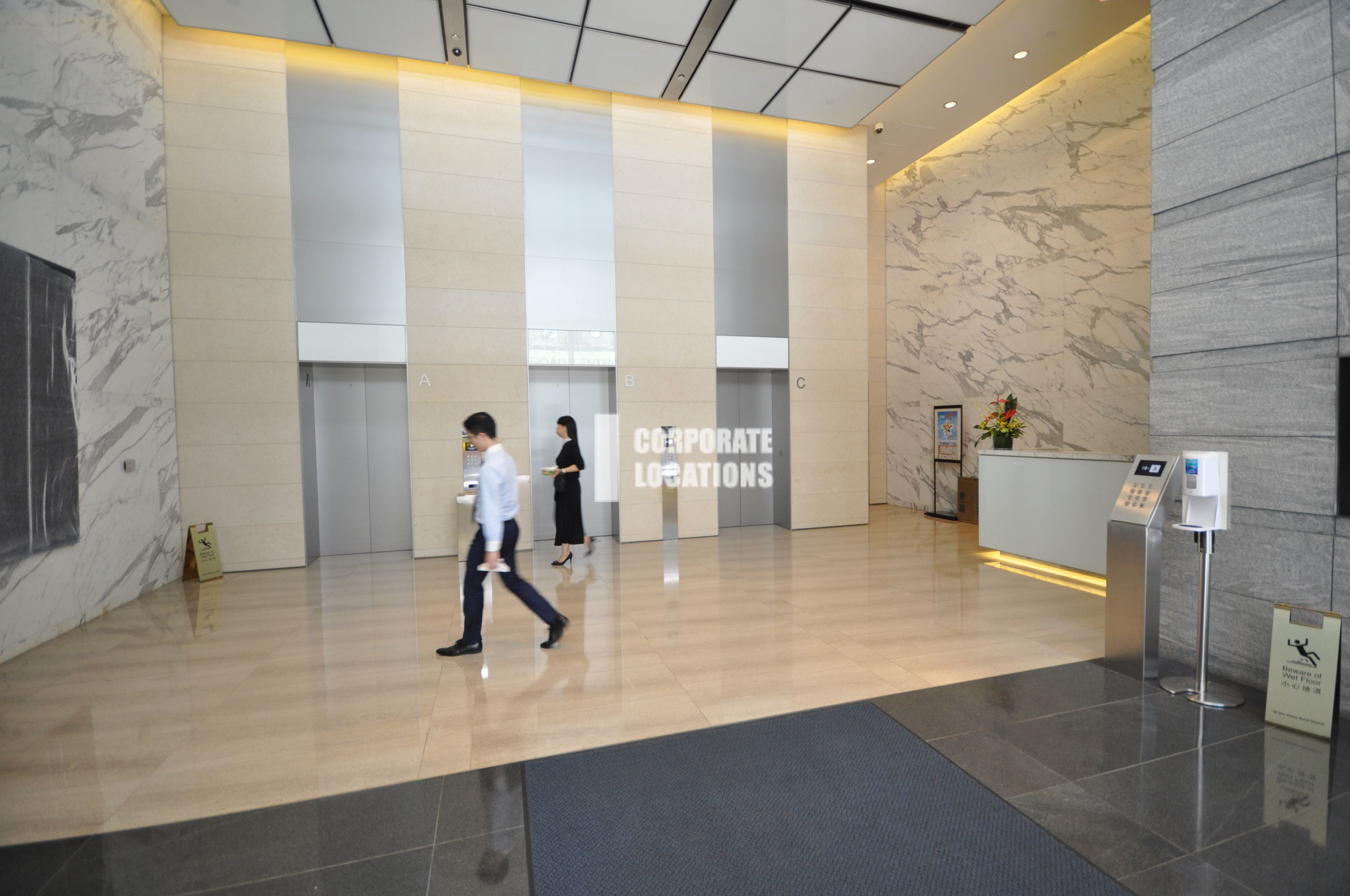 Office to rent in 33 Des Voeux Road Central - Central
