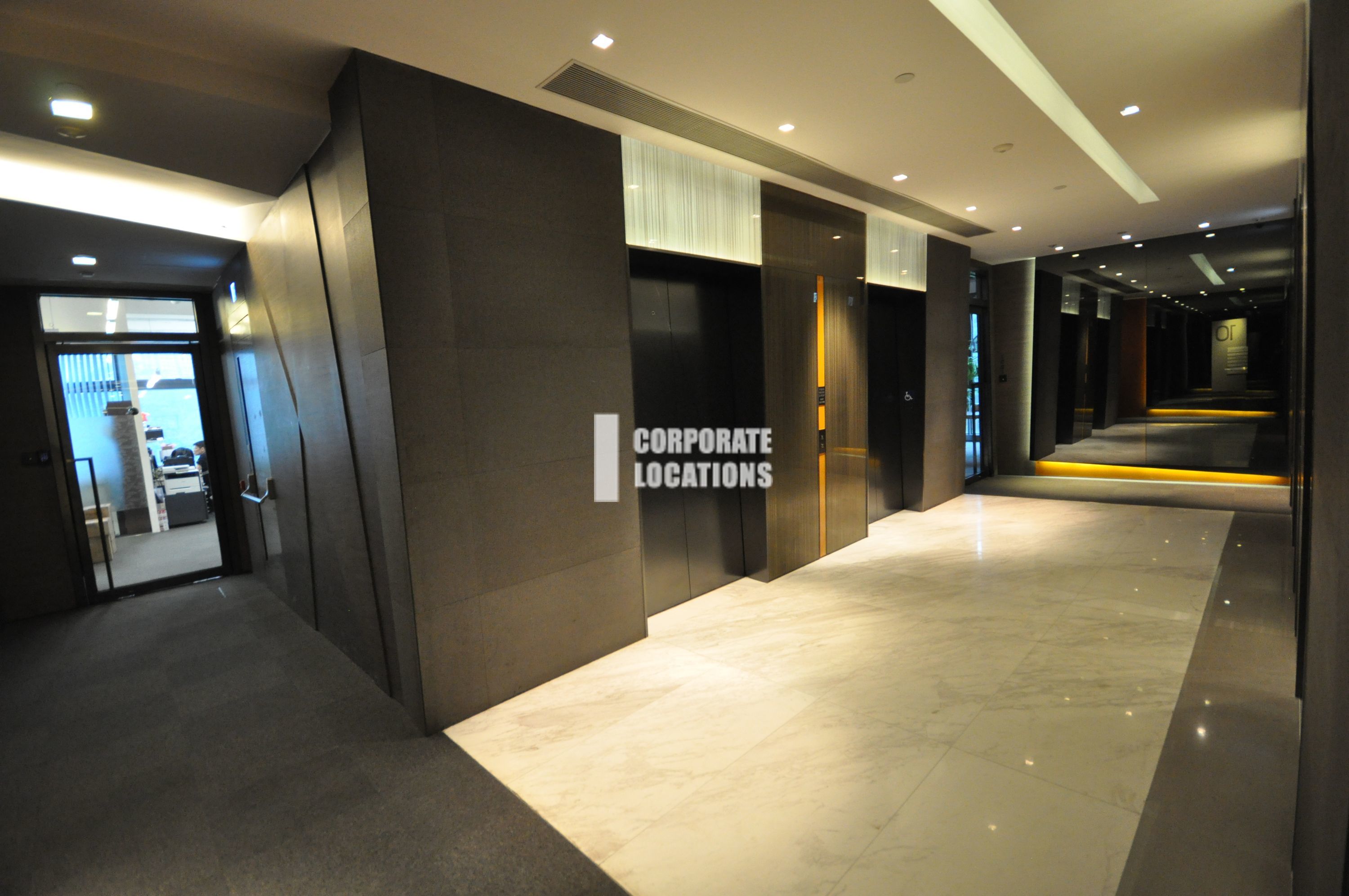 Lease offices in Global Trade Square - Island South / Others