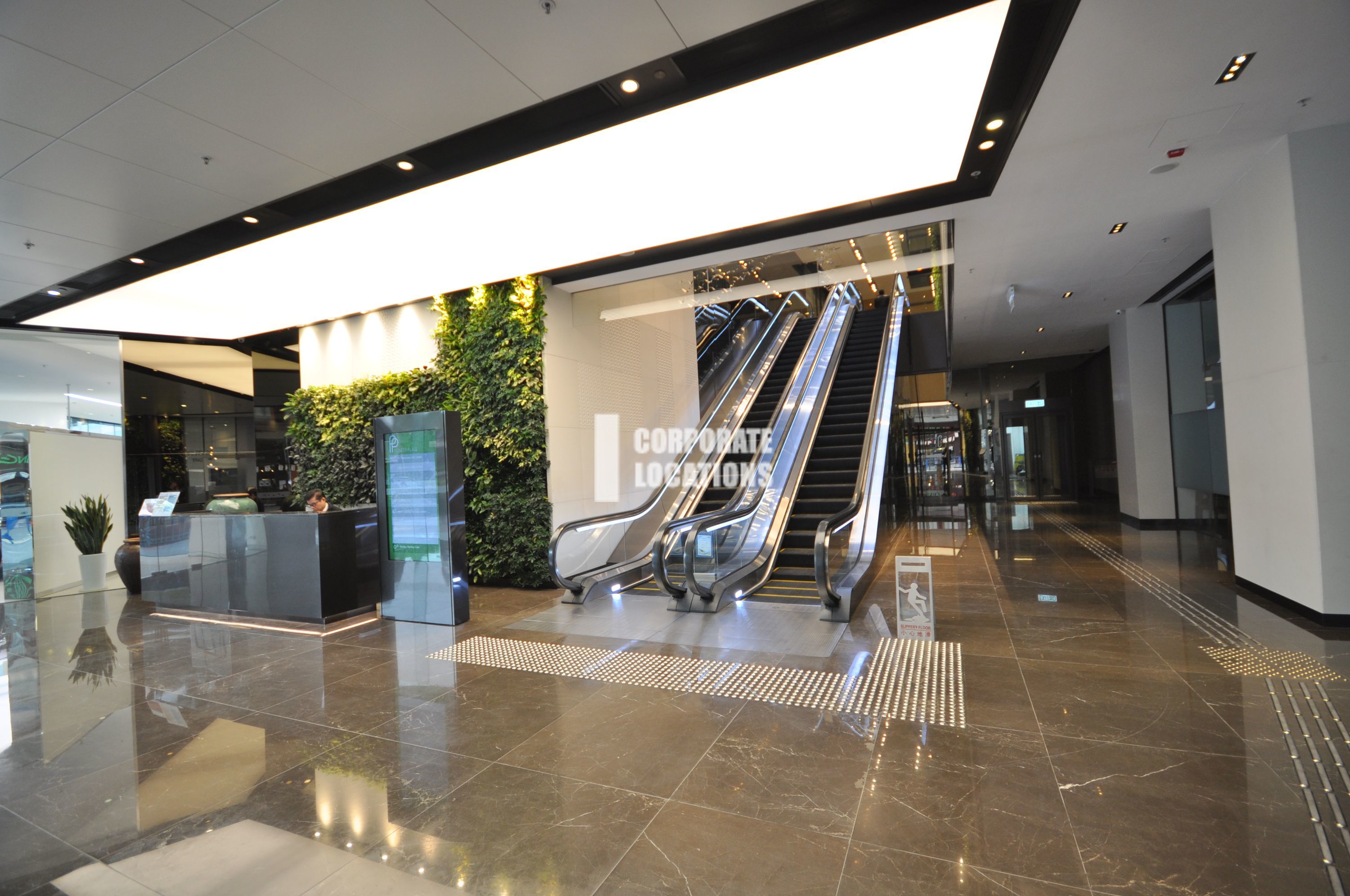 Office to rent in Pioneer Place - Kowloon Bay / Kwun Tong