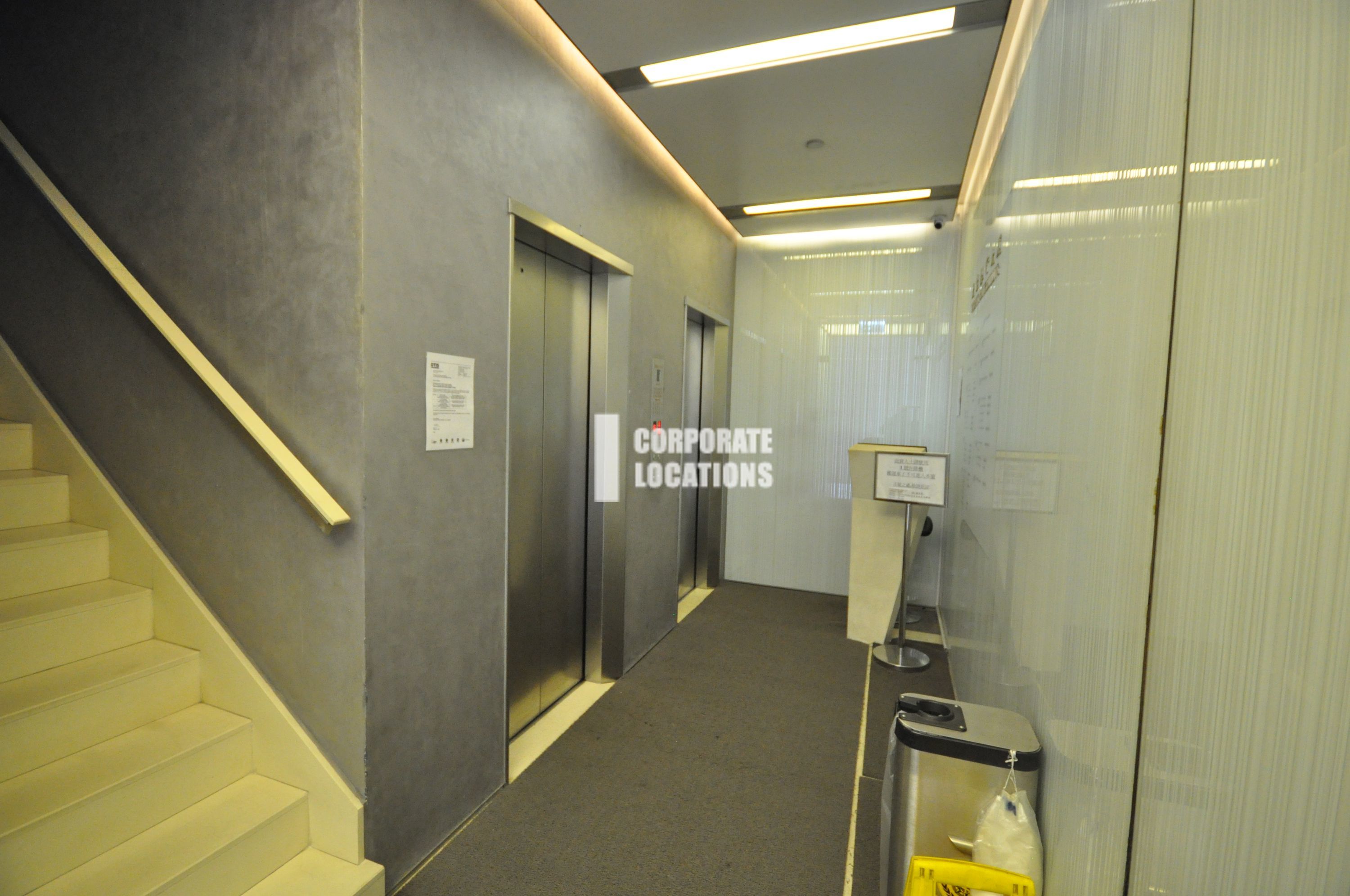 Office to rent in Tai Sang Bank Building - Central