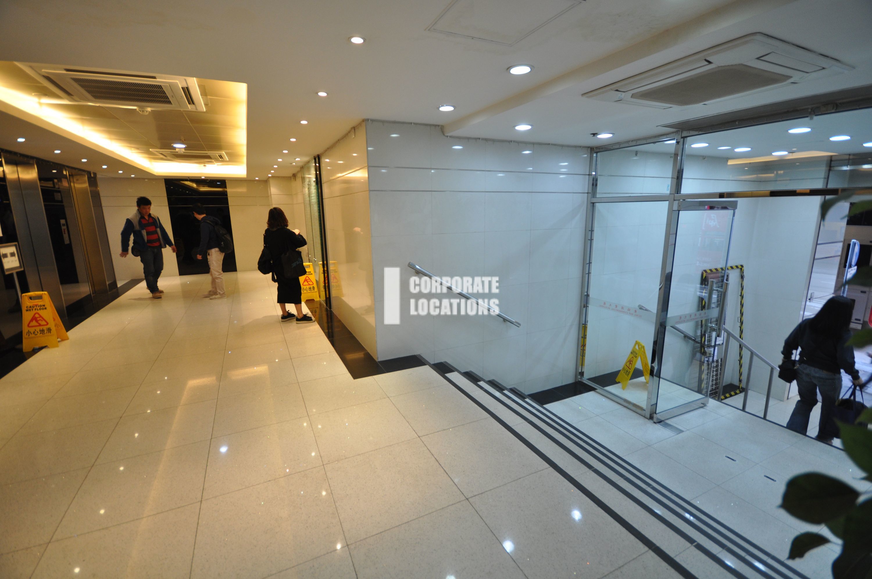 Office to rent in Tung Hip Commercial Building - Sheung Wan / Western District