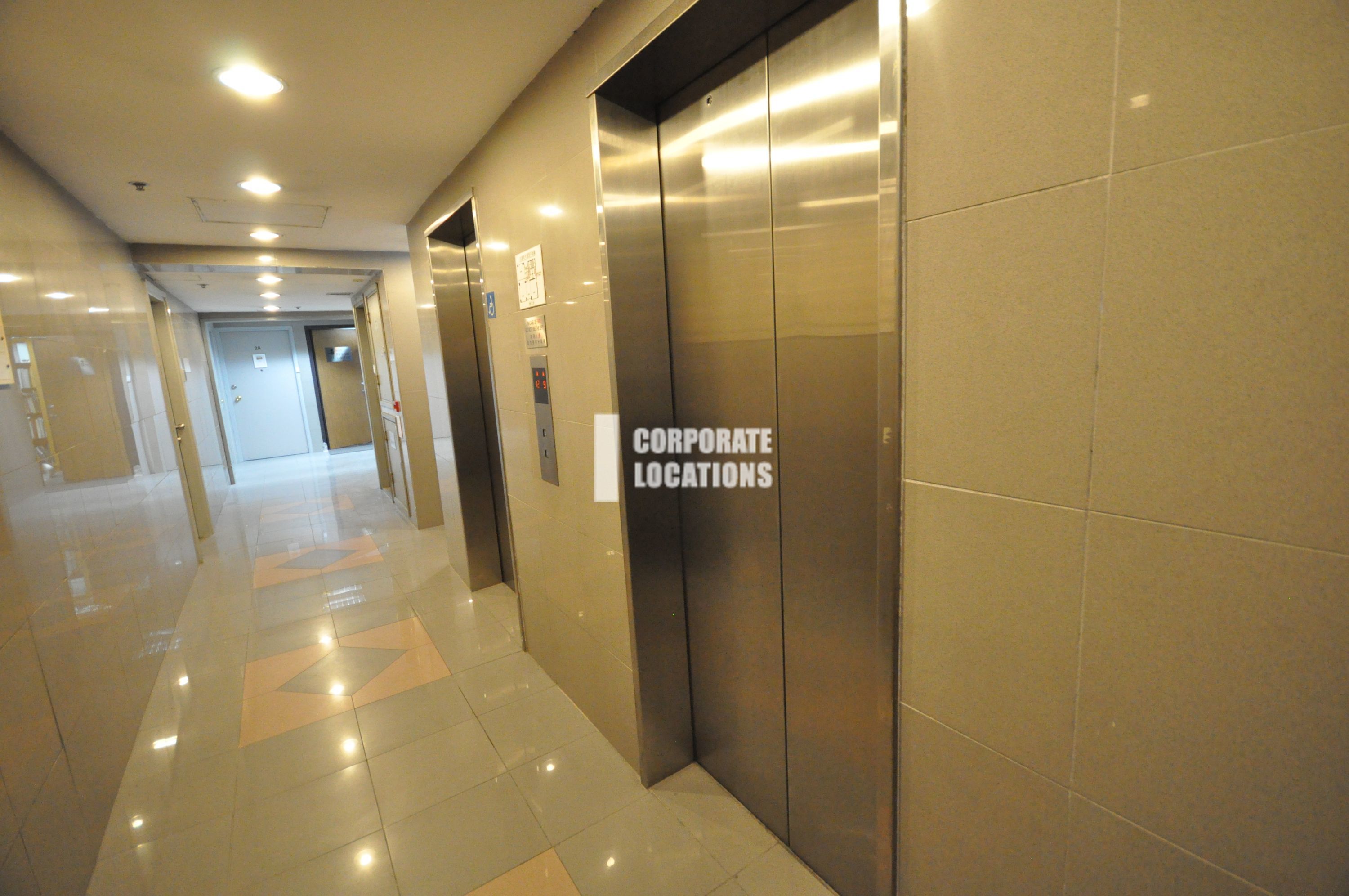 Lease offices in Kwai Hung Holdings Centre - Fortress Hill / North Point