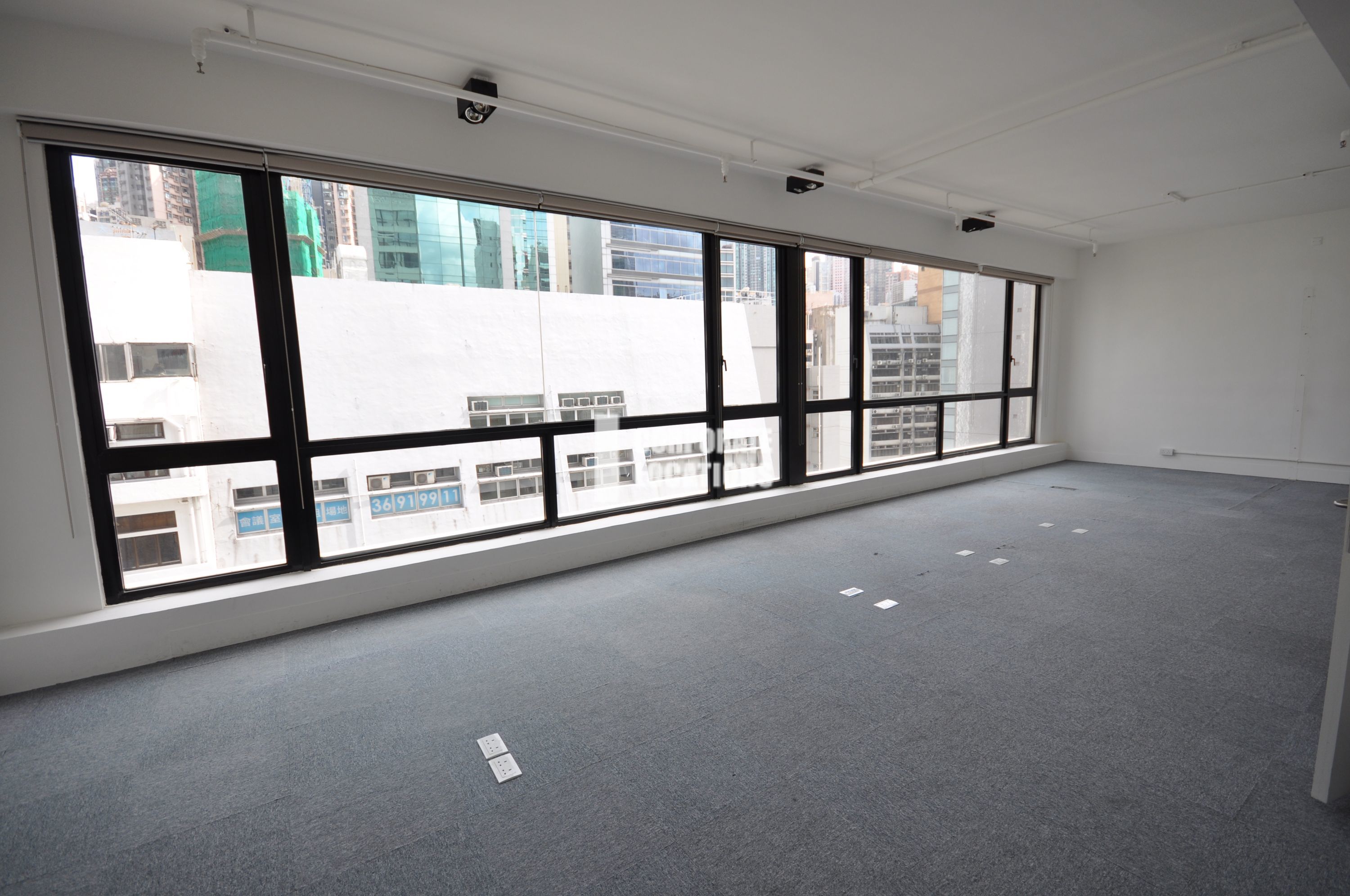 Typical Interior Commercial space in C S Tower - Sheung Wan / Western District